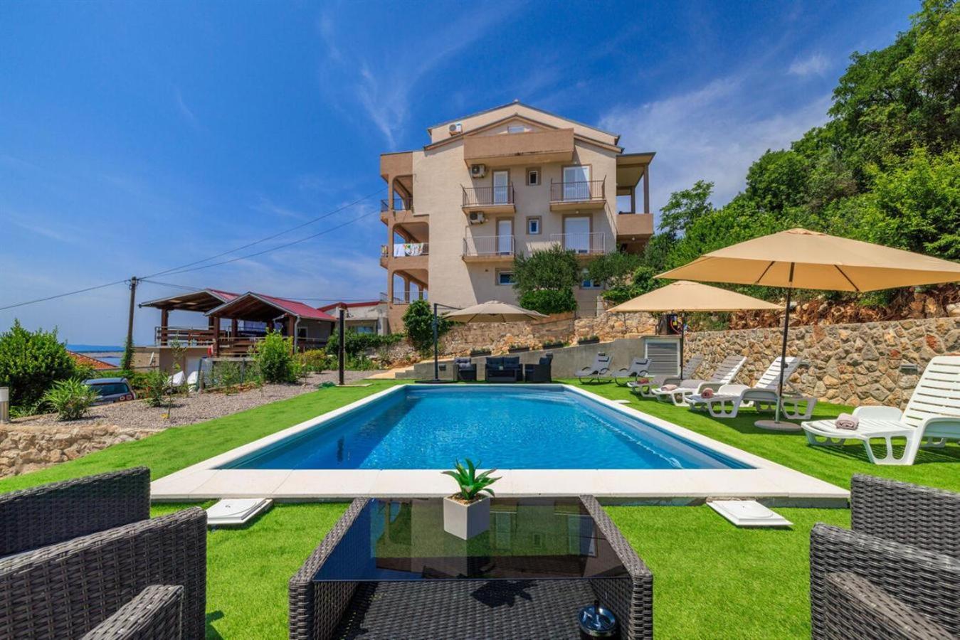 Apartments San Dramalj - Crikvenica Esterno foto