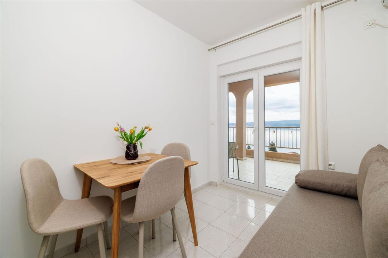Apartments San Dramalj - Crikvenica Esterno foto
